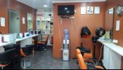 Fully equipped and working salon for hire in Highridge 3rd Parklands.